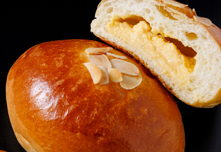 自家製クリームパン