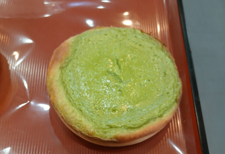 西尾抹茶チーズタルト